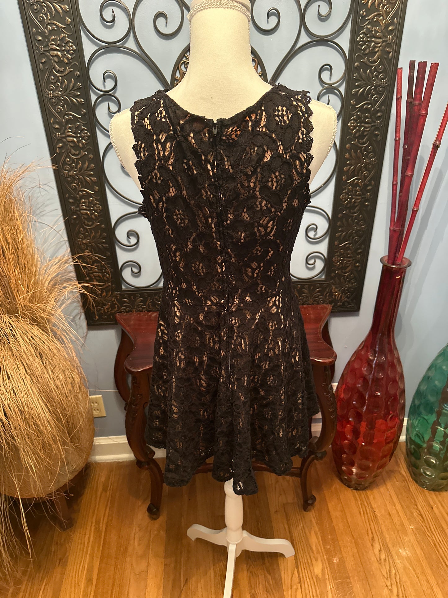 Black lace dress